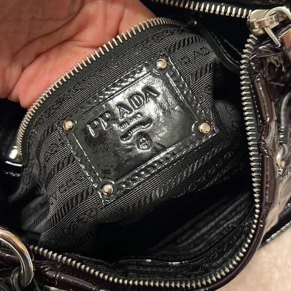 Prada bag - Picture 9 of 12